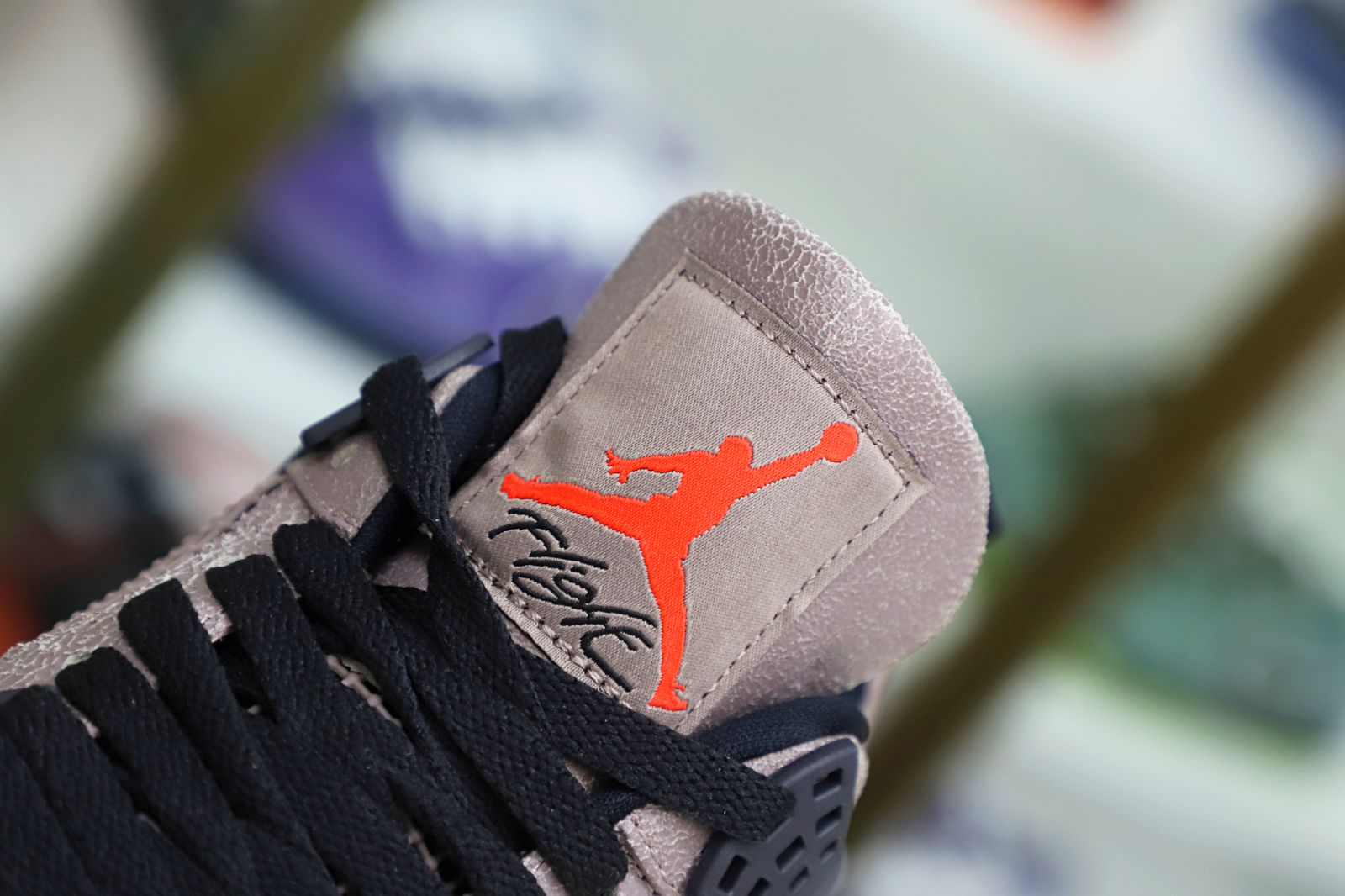 AIR JORDAN 4 RETRO 'TAUPE HAZE'