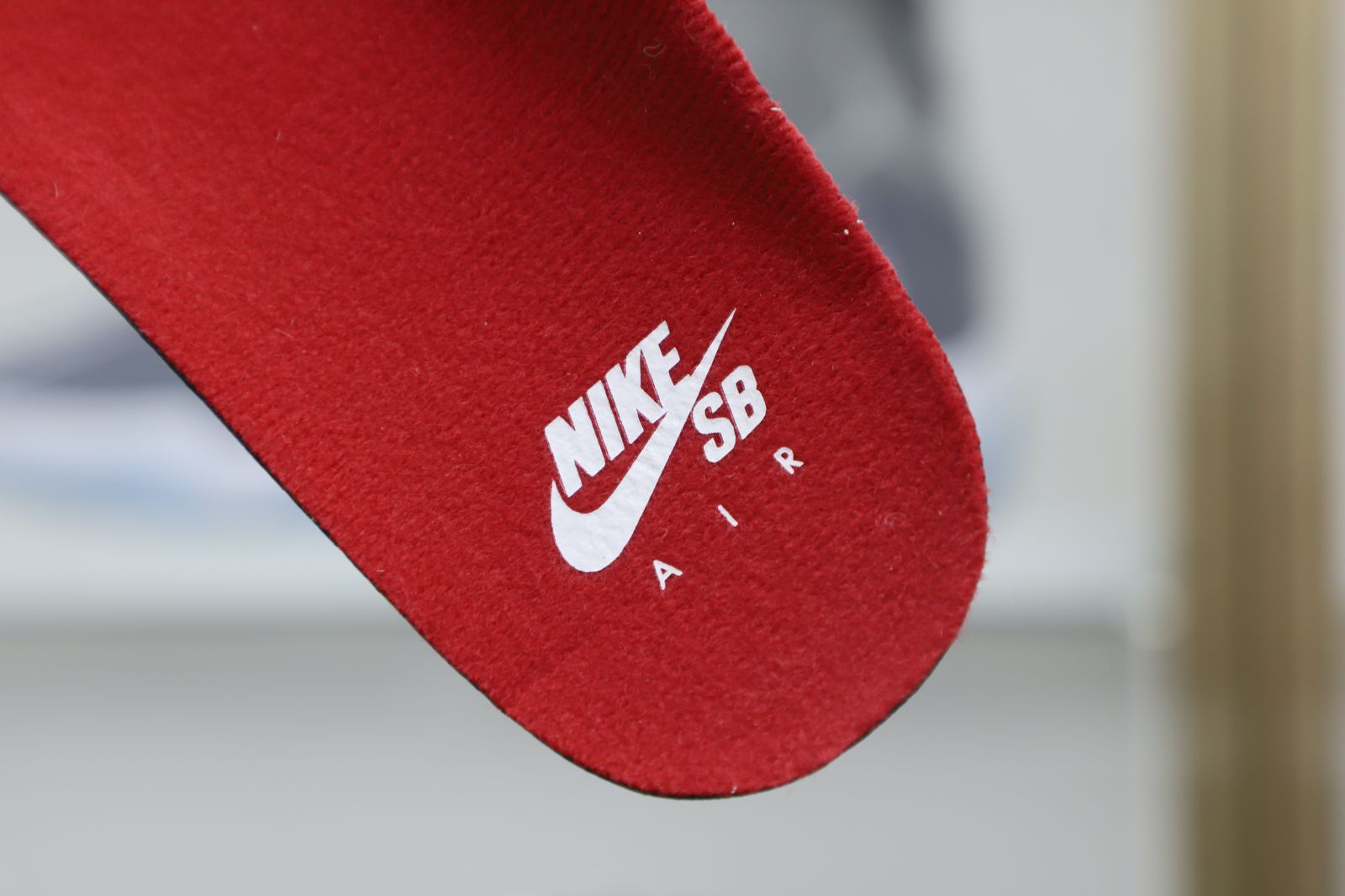 NIKE SB X AIR JORDAN 4 RETRO 'PINE GREEN'