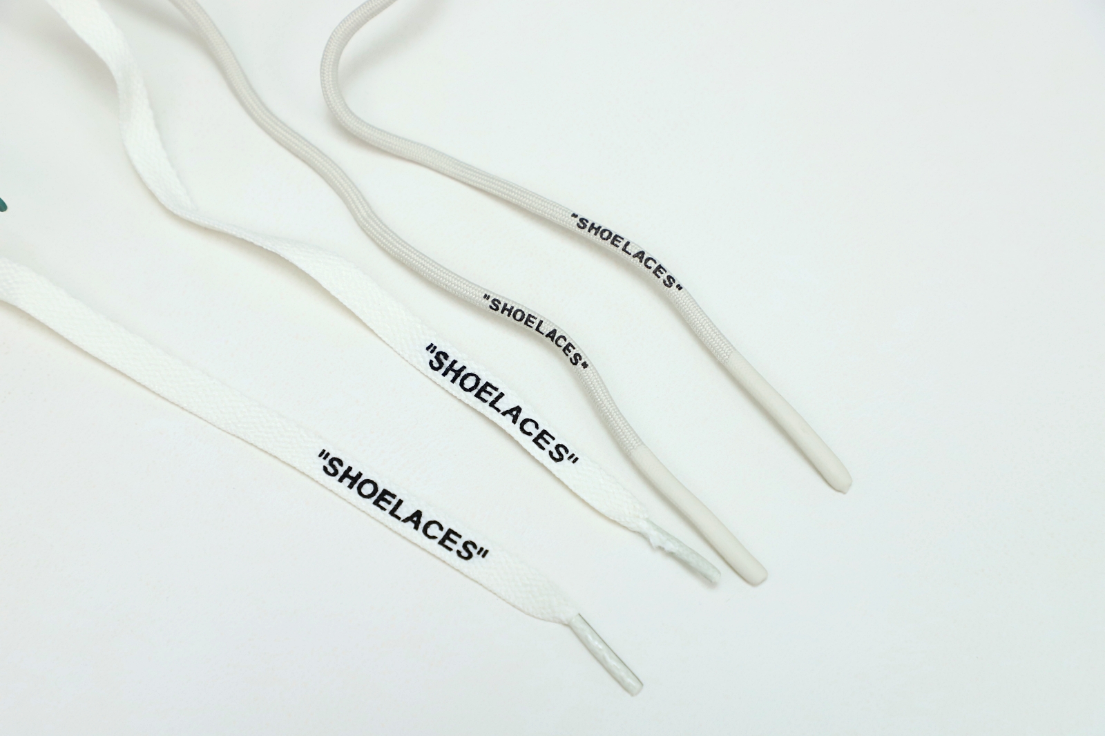 Off-White x Nike Dunk Low 