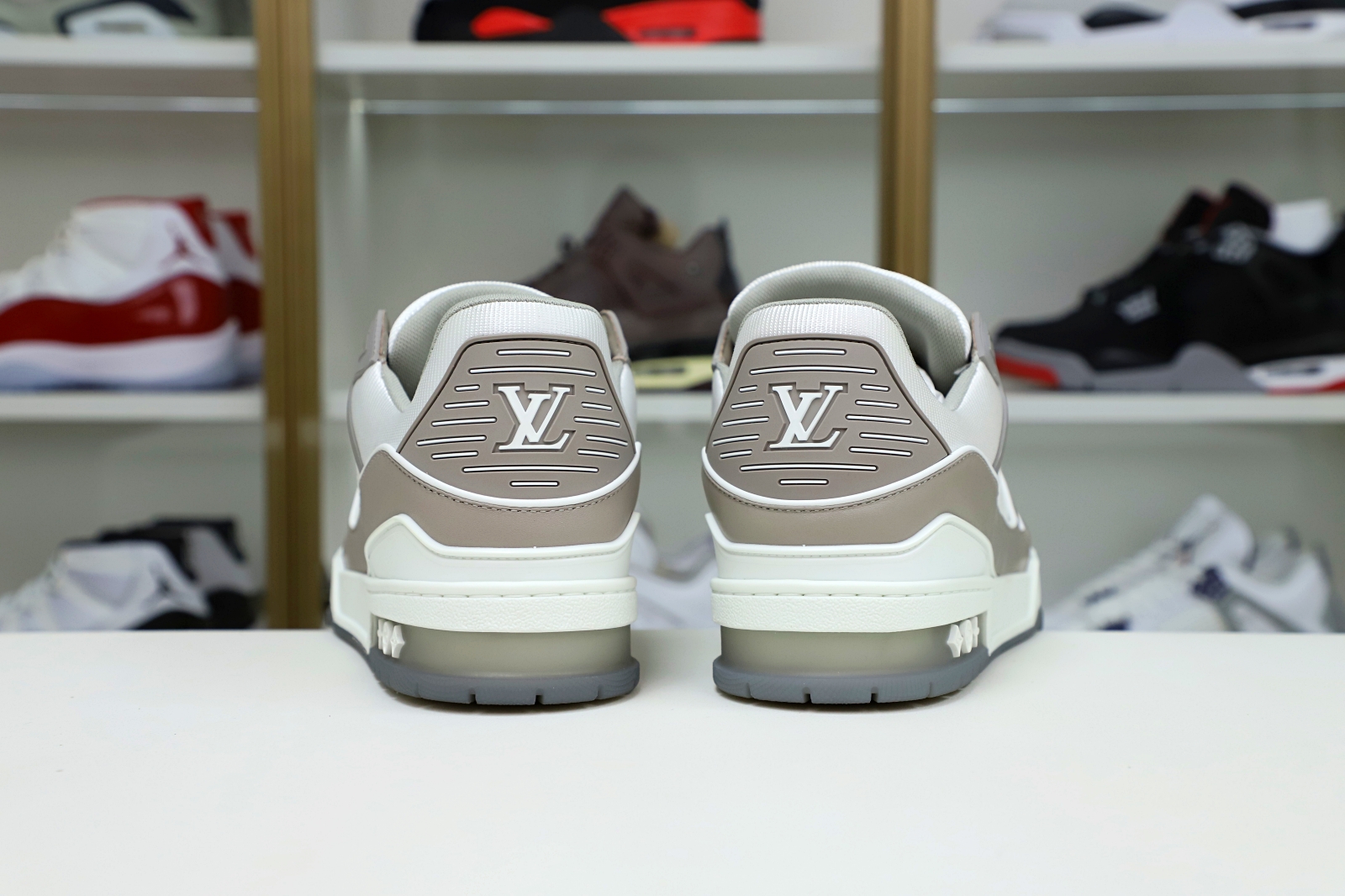 Louis Vuitton  LV   Trainer
