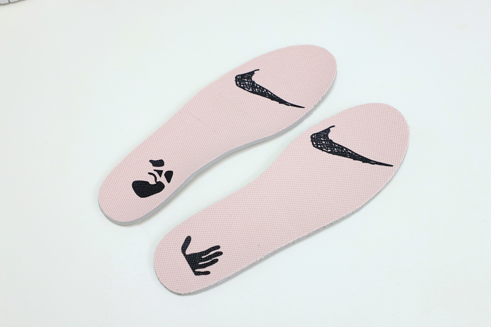 Off-White x Nike Dunk Low 