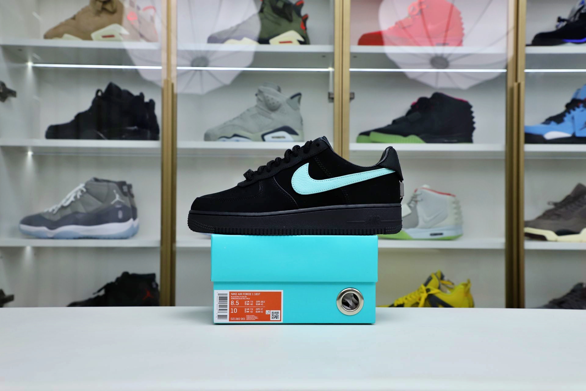 TIFFANY & CO. x Nike Air Force 1 Low 