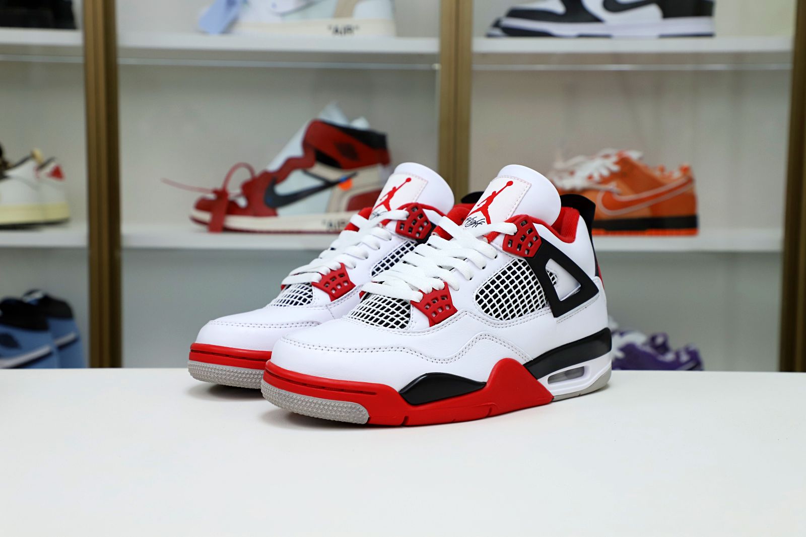 AIR JORDAN 4 RETRO 'FIRE RED' 2012