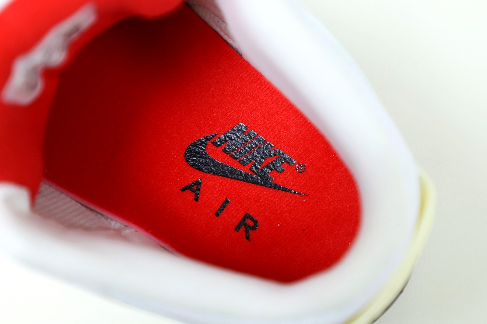 AIR JORDAN 3 