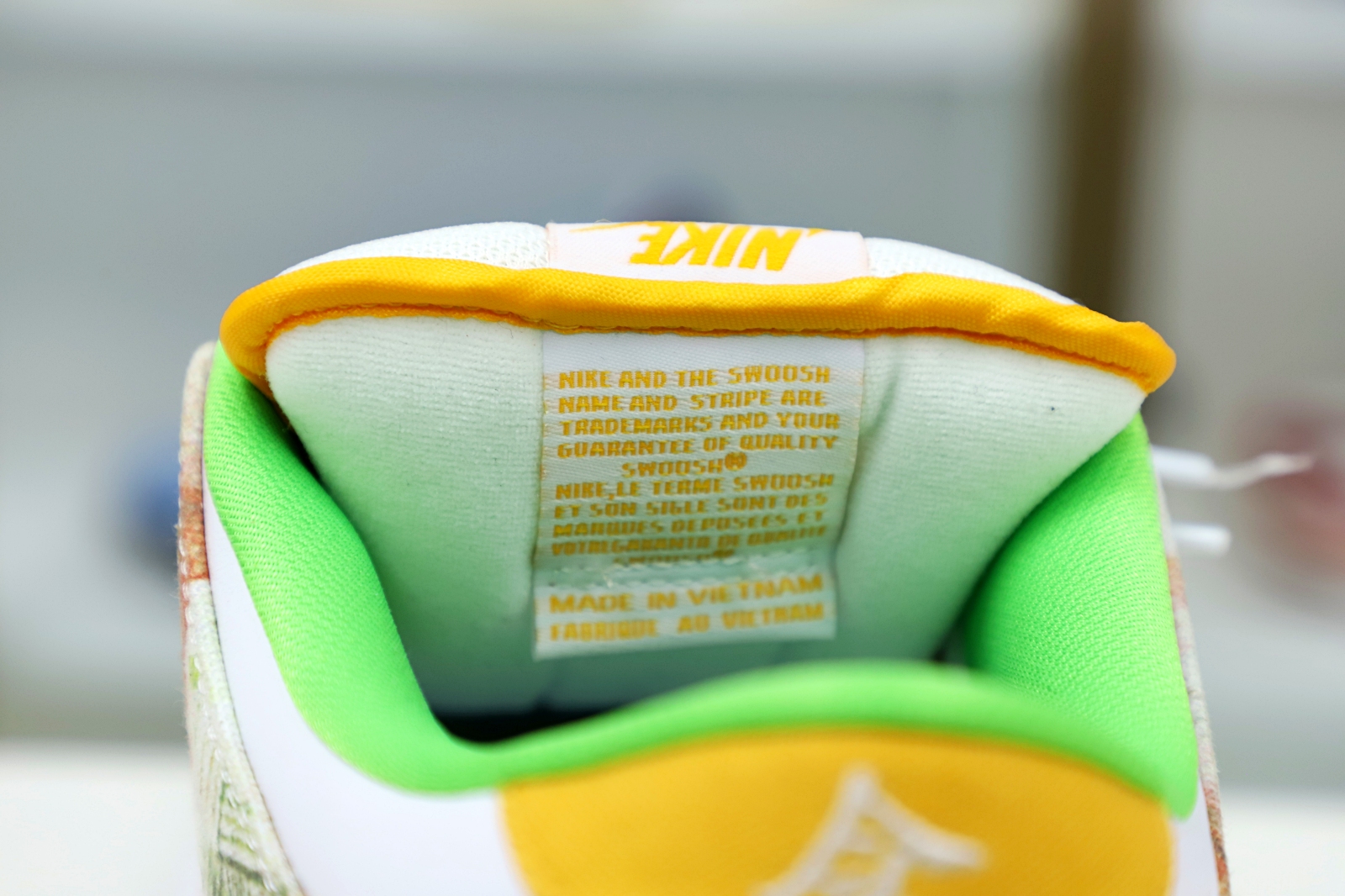 JASON DENG X DUNK LOW PRO SB 'STREET HAWKER'