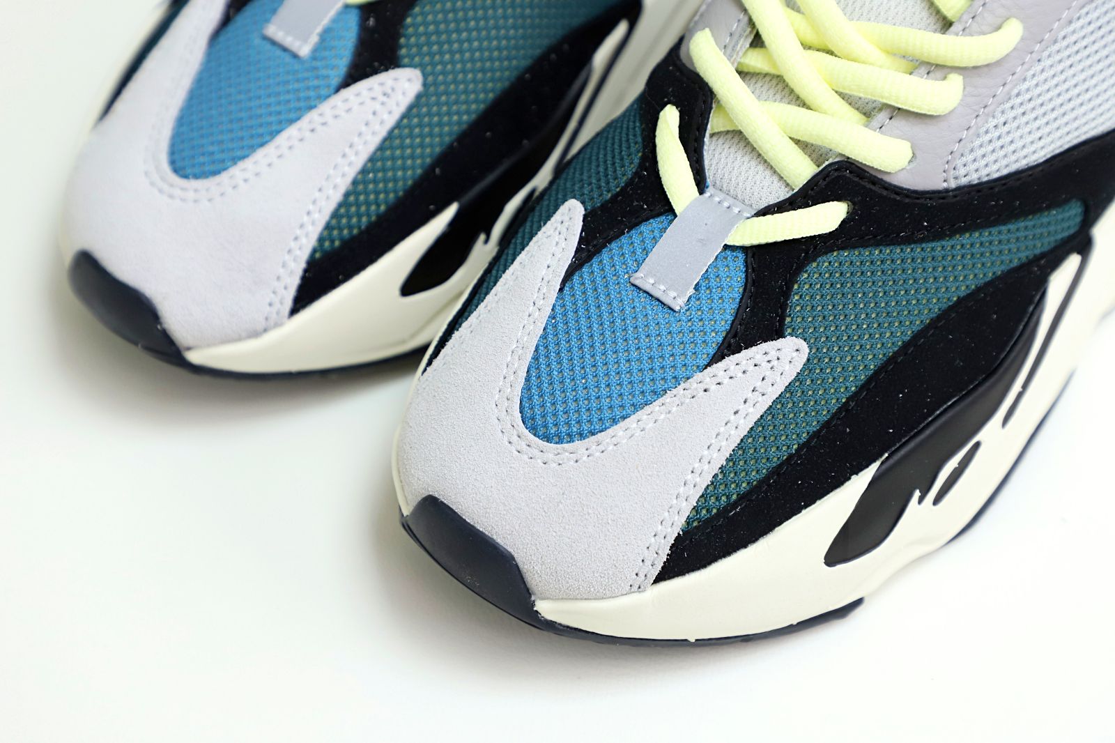 YEEZY BOOST 700 'WAVE RUNNER'