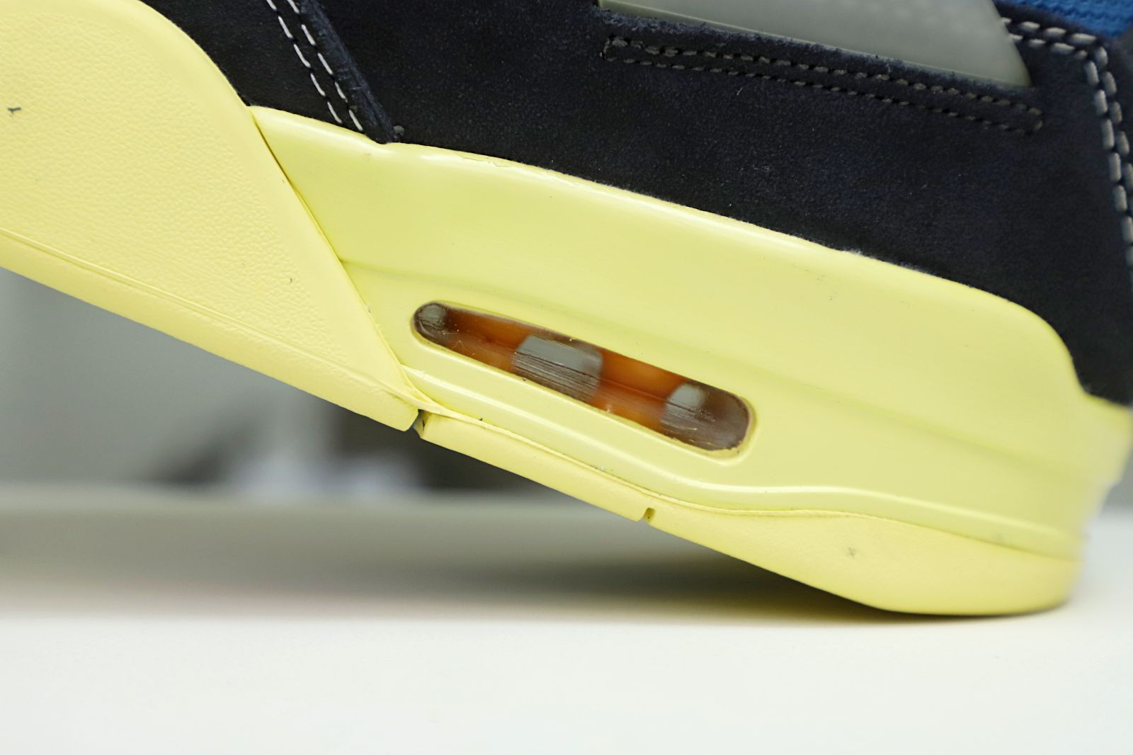 UNION LA X AIR JORDAN 4 RETRO 'OFF NOIR'