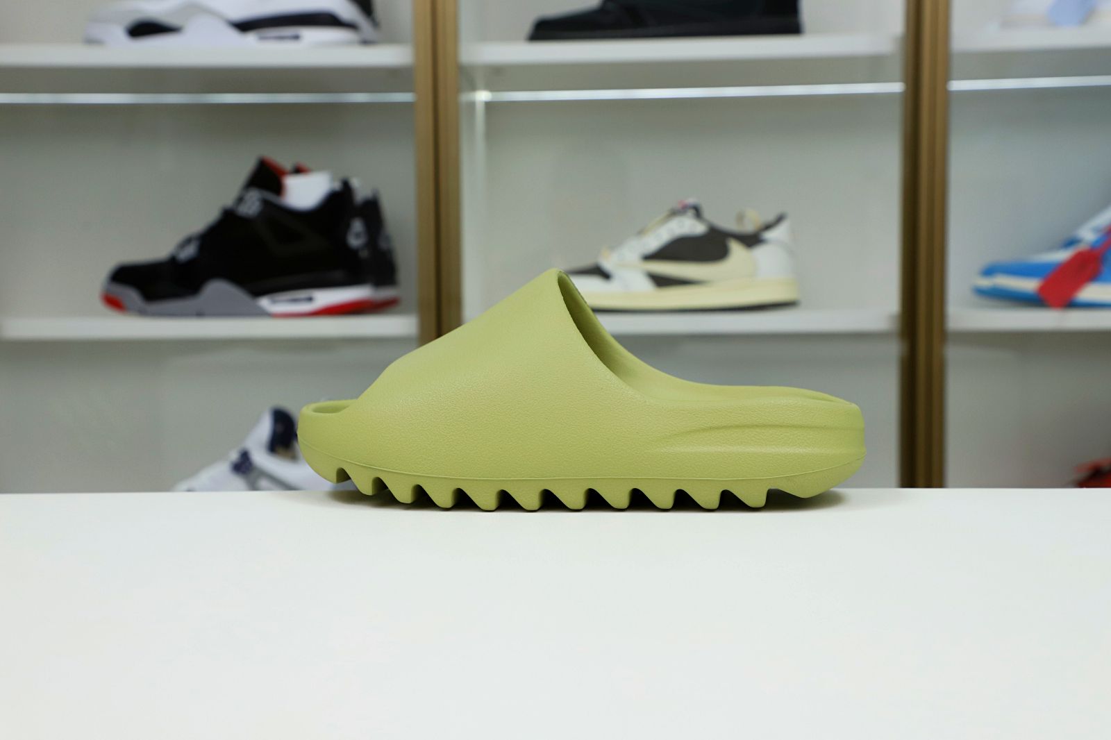 Yeezy Slide 