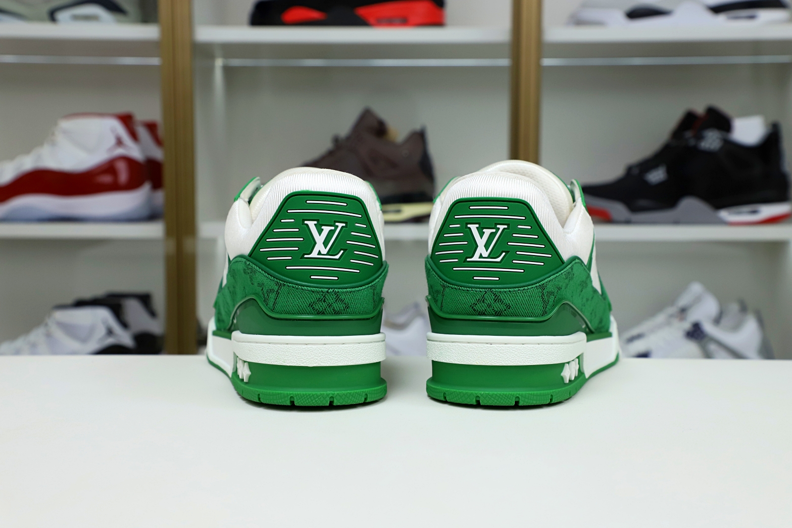 Louis Vuitton  LV    Trainer