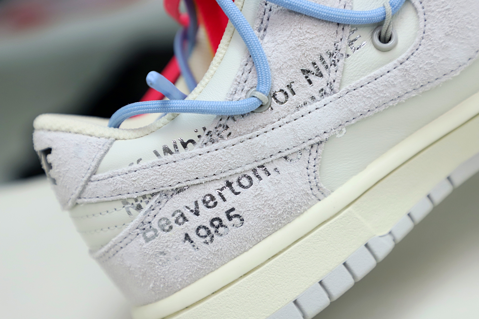 Off-White x Nike Dunk Low 