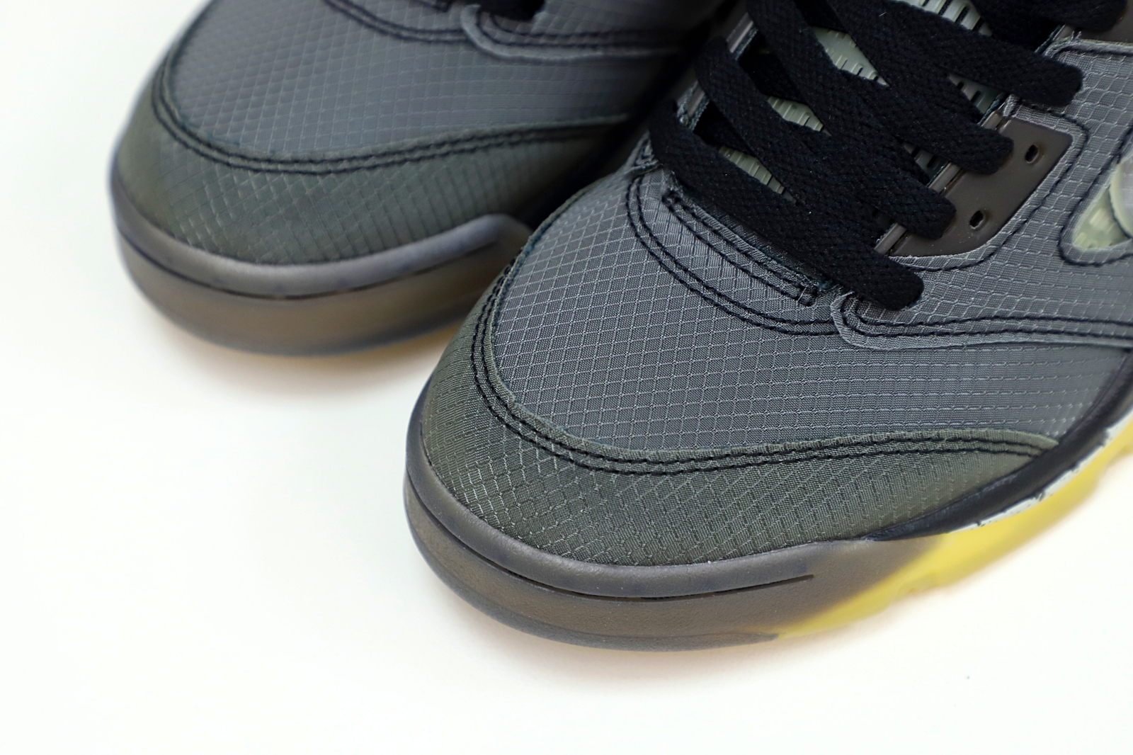 OFF-WHITE X AIR JORDAN 5 RETRO SP 'MUSLIN'