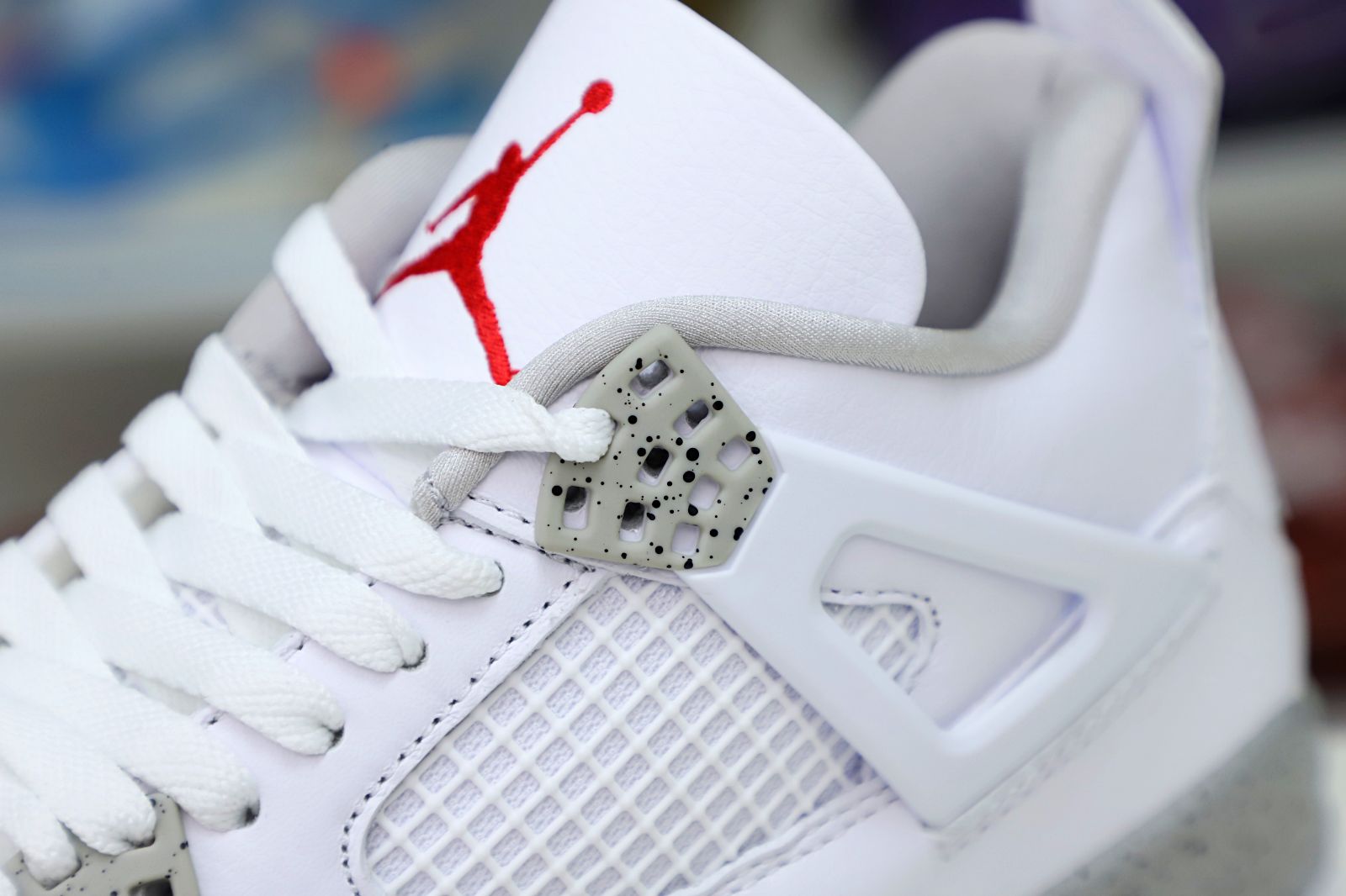 AIR JORDAN 4 RETRO 'WHITE OREO'