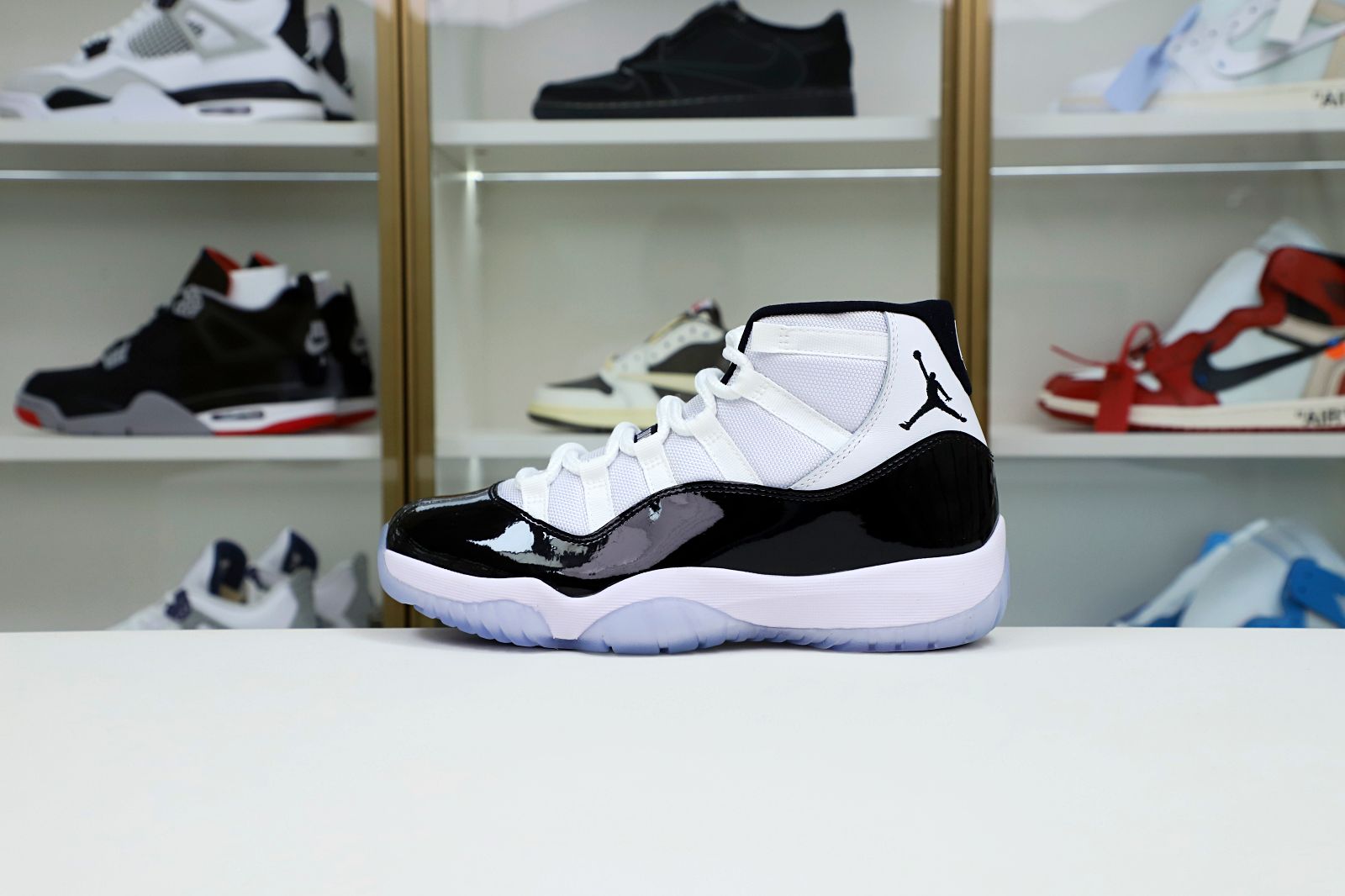 AIR JORDAN 11 RETRO 'CONCORD' 2018