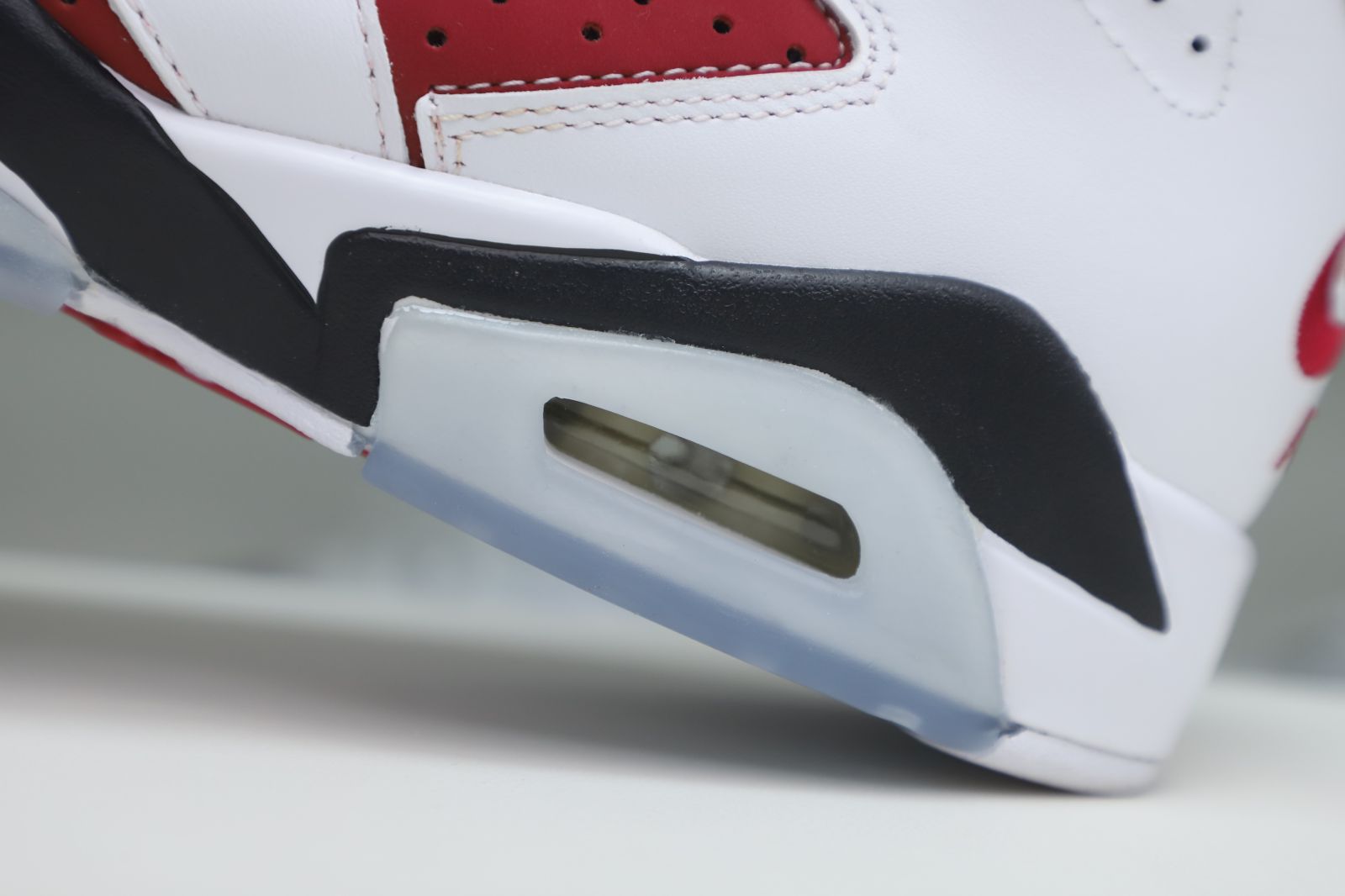 AIR JORDAN 6 RETRO OG 'CARMINE' 2021