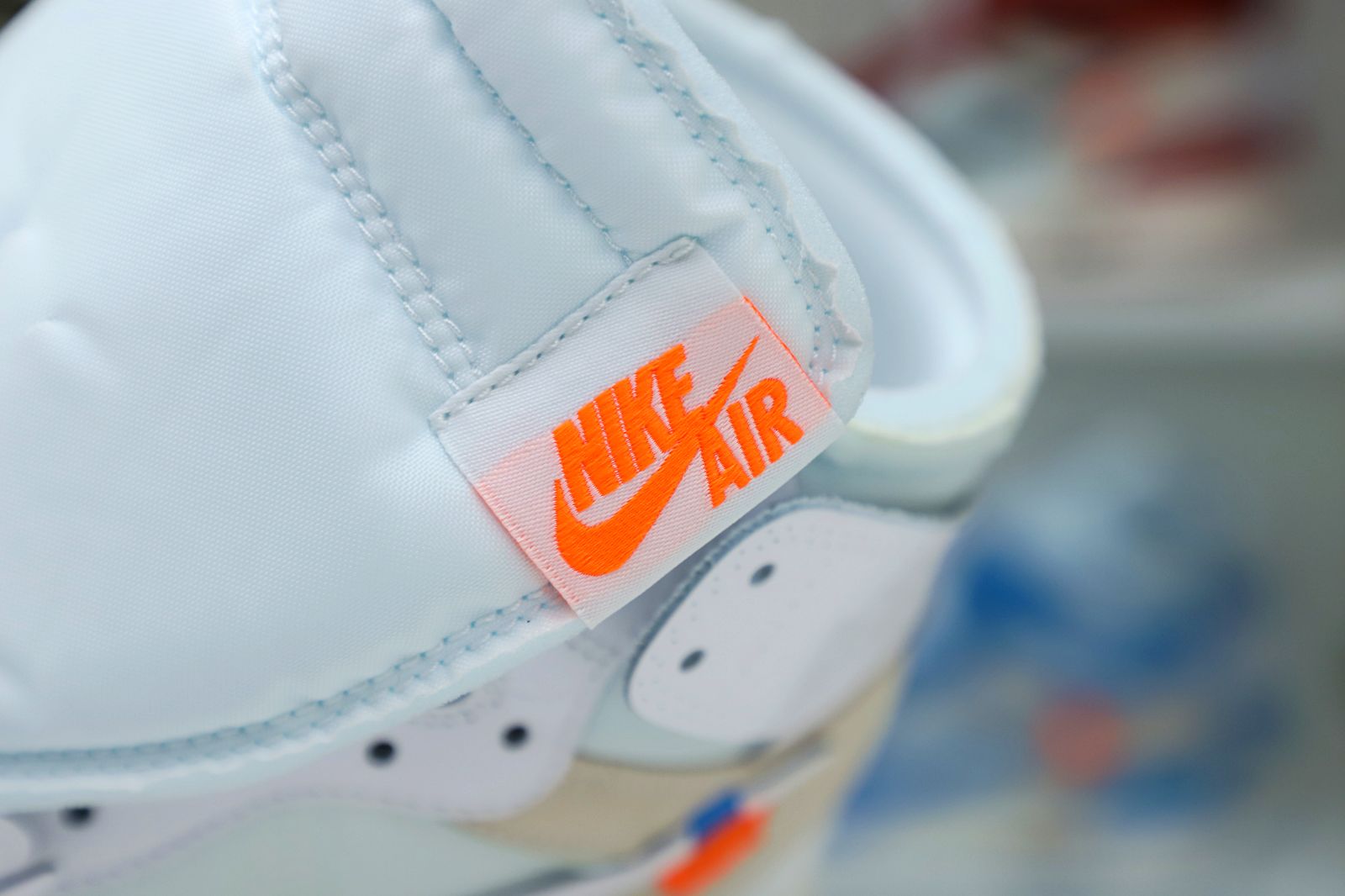 OFF-WHITE X AIR JORDAN 1 RETRO HIGH OG 'WHITE' 2018