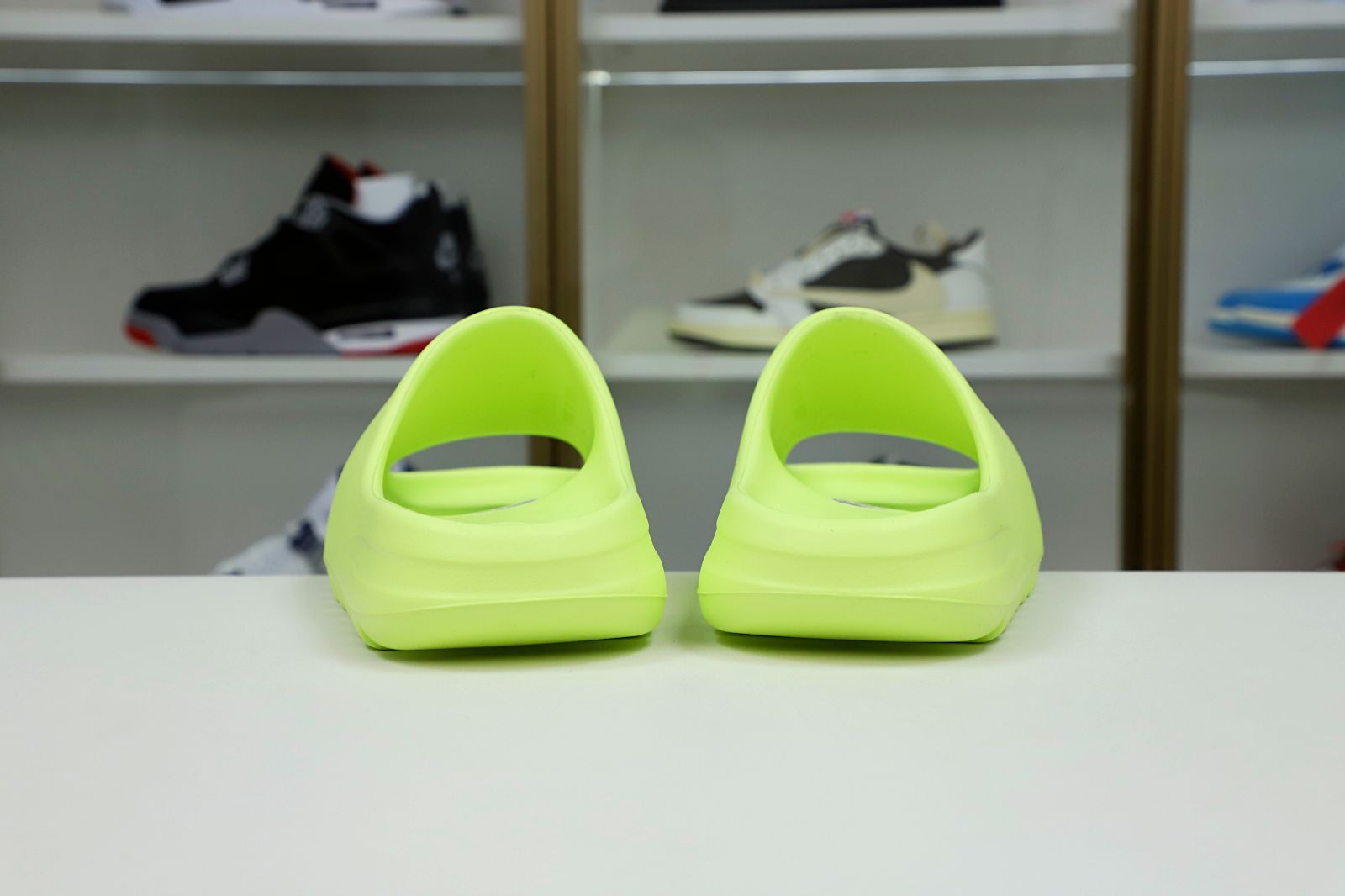 Yeezy Slide 
