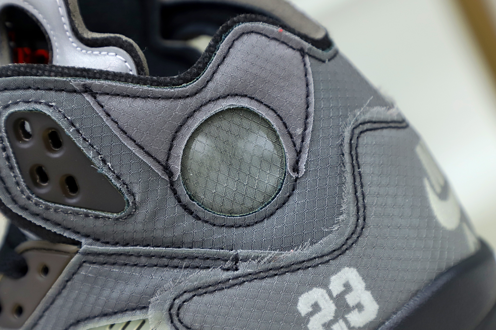 OFF-WHITE X AIR JORDAN 5 RETRO SP 'MUSLIN'