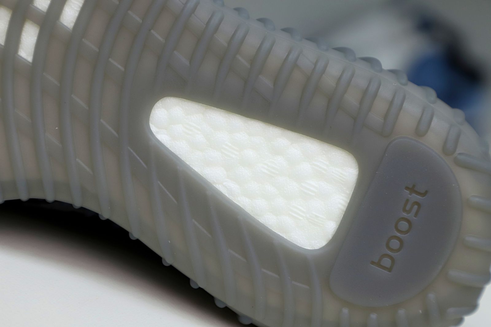 YEEZY BOOST 350 V2 'BELUGA 2.0'