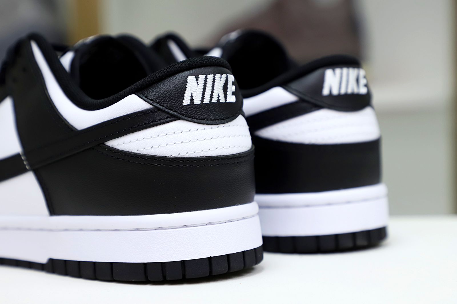 DUNK LOW PANDA 'BLACK WHITE'