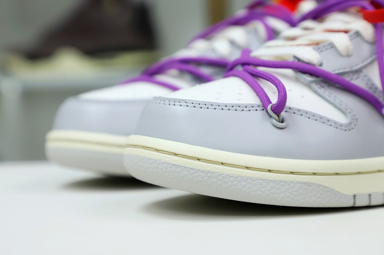 Off-White x Nike Dunk Low 