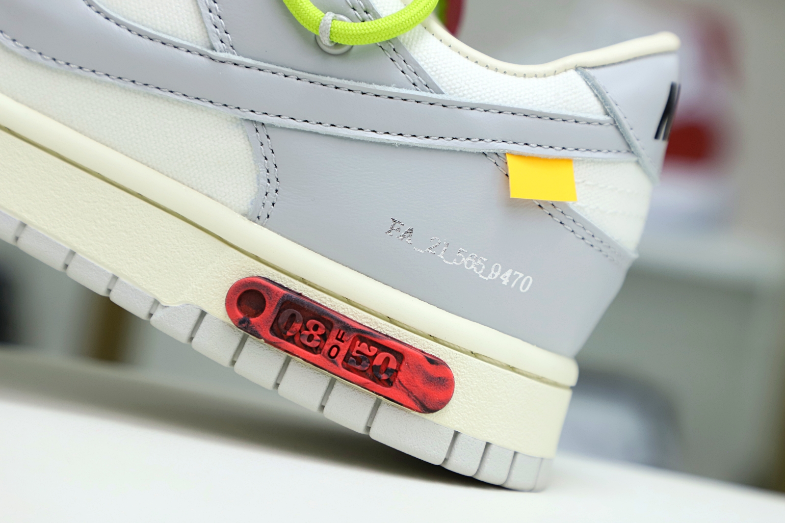 Off-White x Nike Dunk Low 