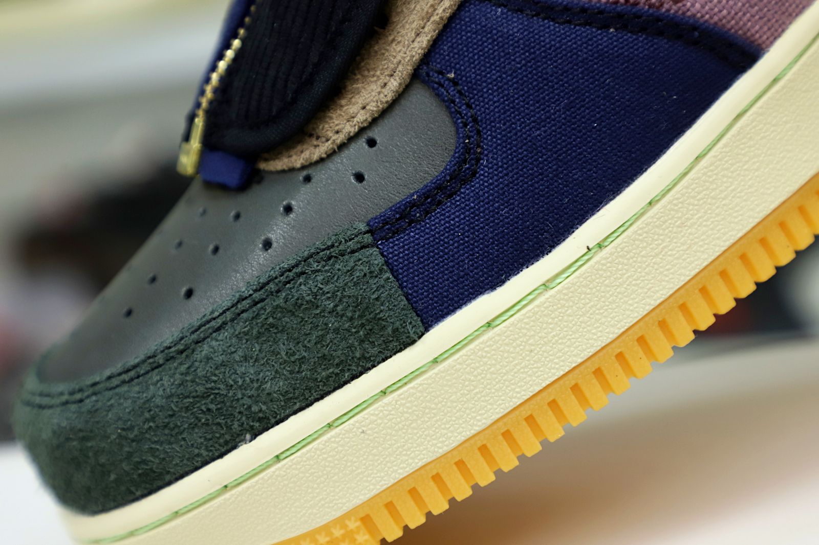 TRAVIS SCOTT X AIR FORCE 1 LOW 'CACTUS