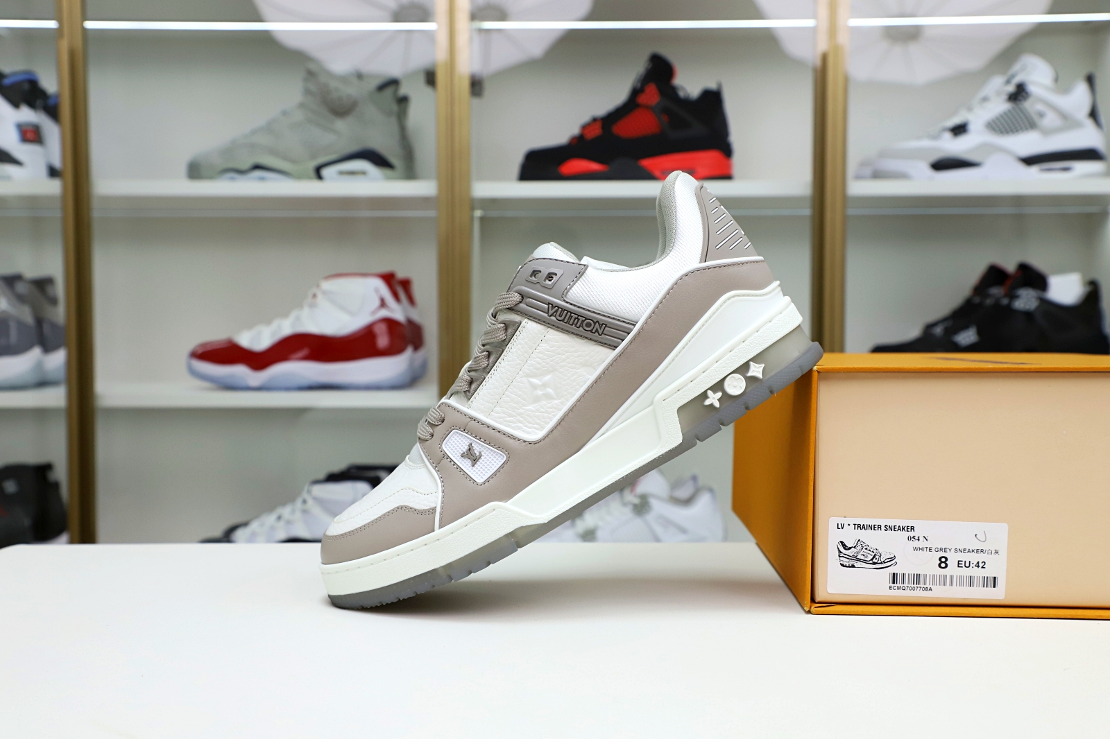 Louis Vuitton  LV   Trainer