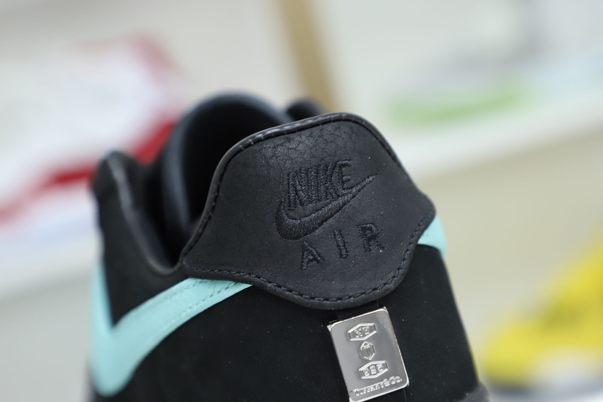 TIFFANY & CO. x Nike Air Force 1 Low 