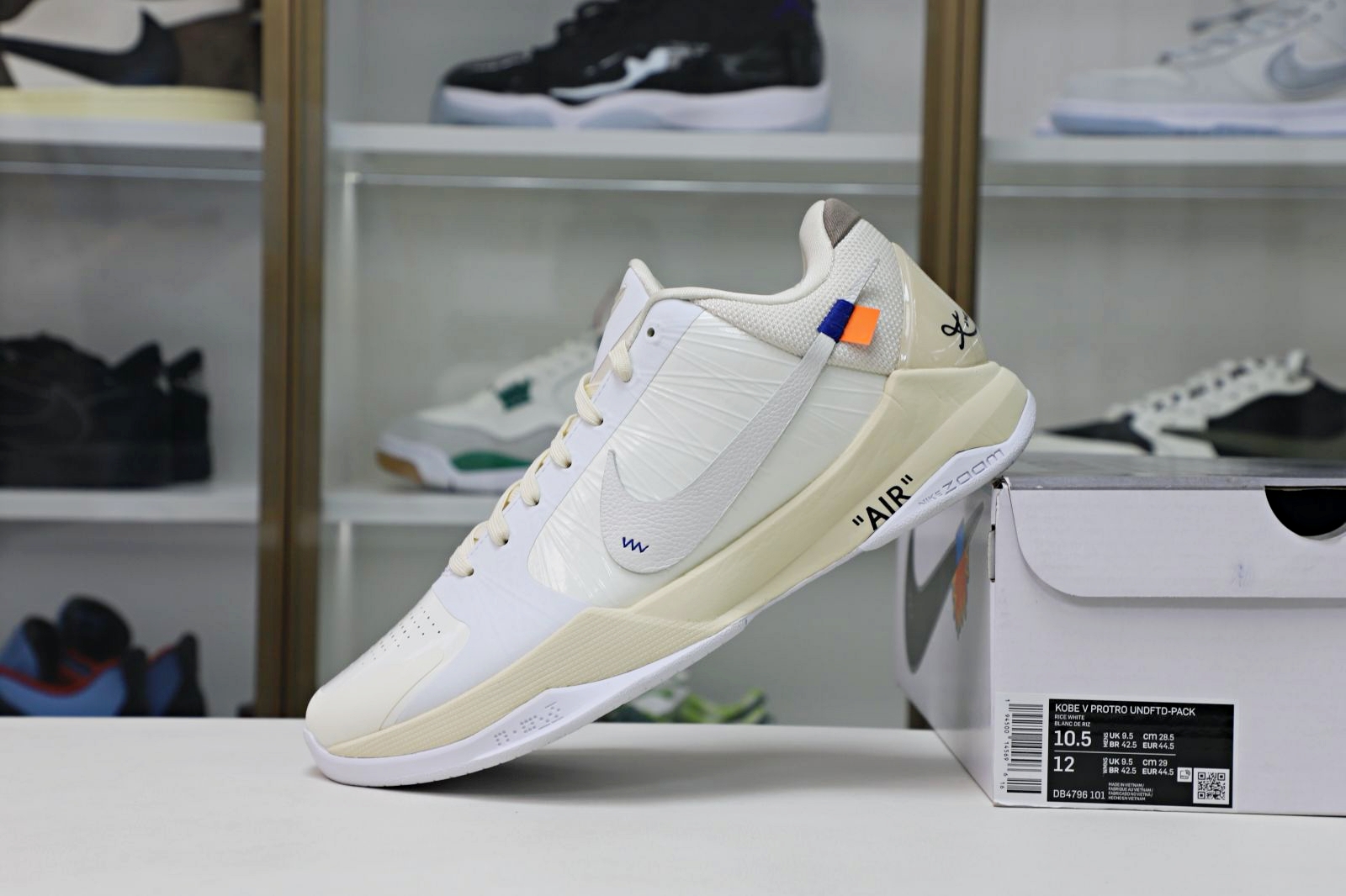 OFF-WHITEX  Nike Zoom Kobe5
