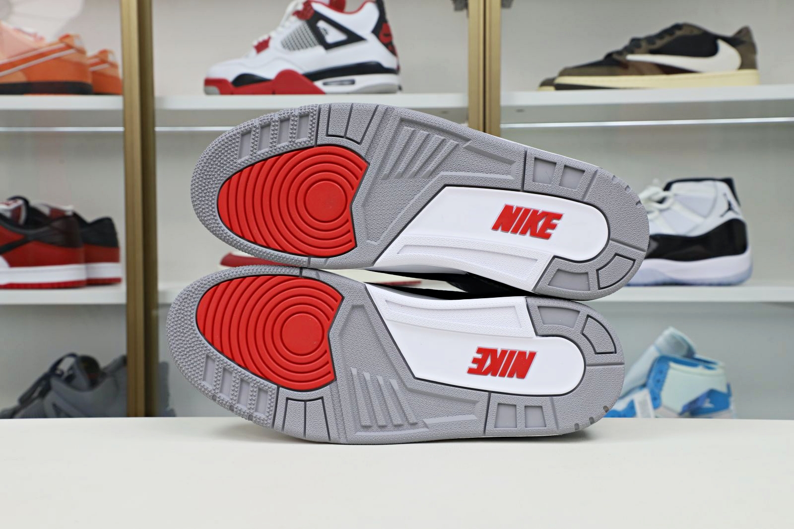 Jordan Air Jordan 3 retro blackcement  2018（854262-001）