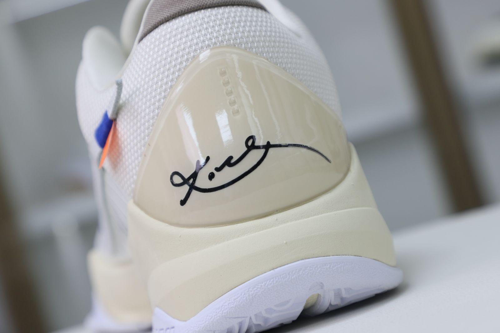 OFF-WHITEX  Nike Zoom Kobe5