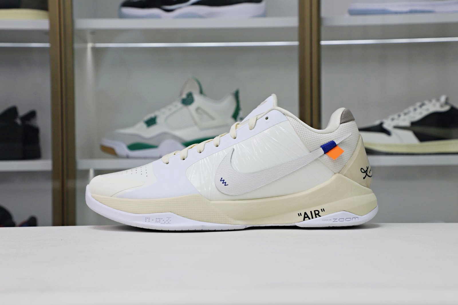 OFF-WHITEX  Nike Zoom Kobe5