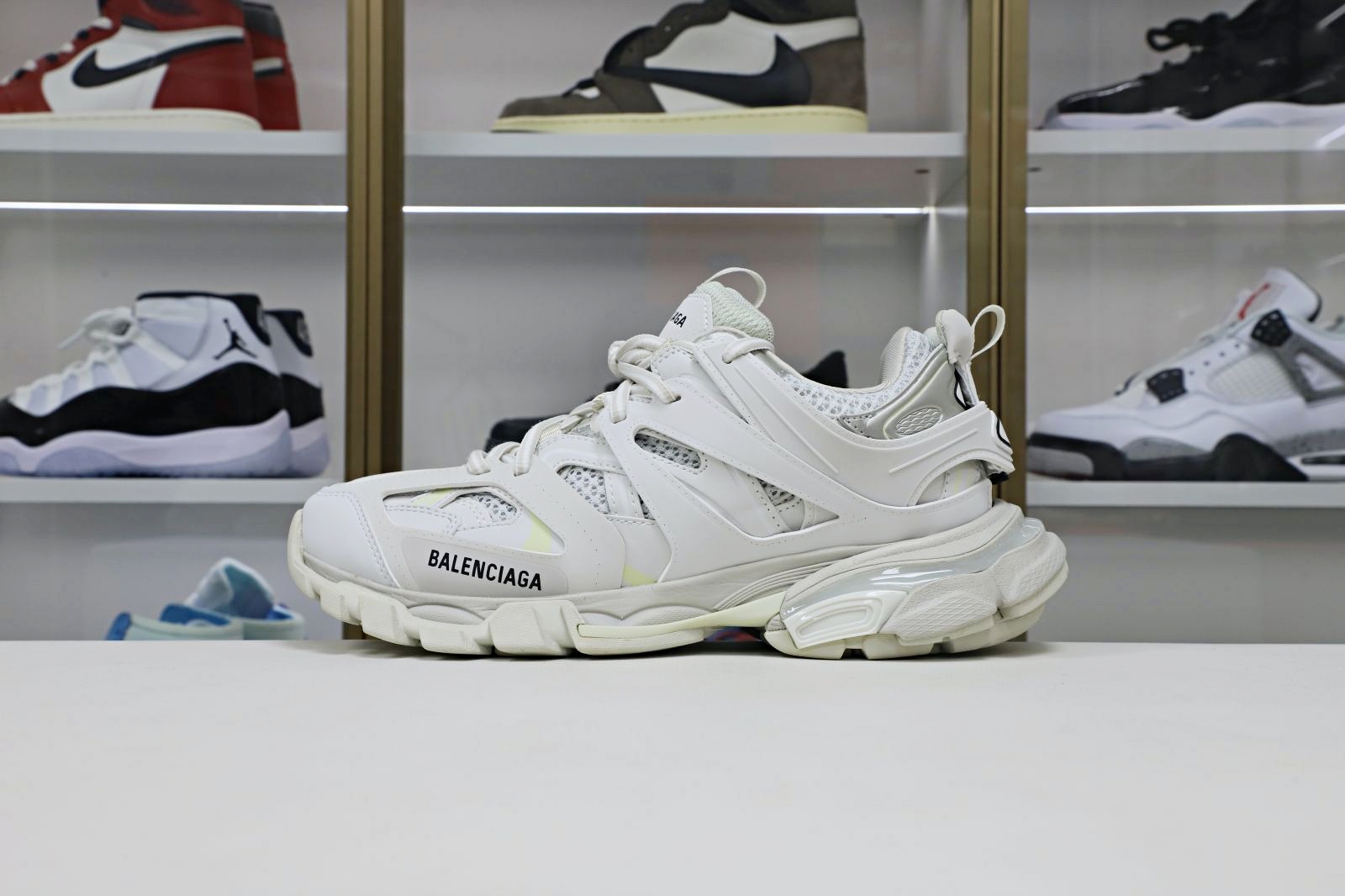 Balenciaga  Track（LED）