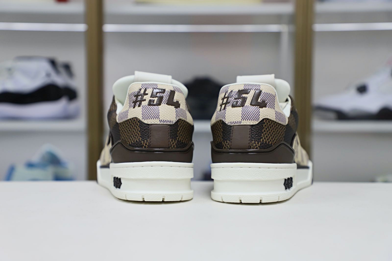 Louis Vuitton  LV   Trainer