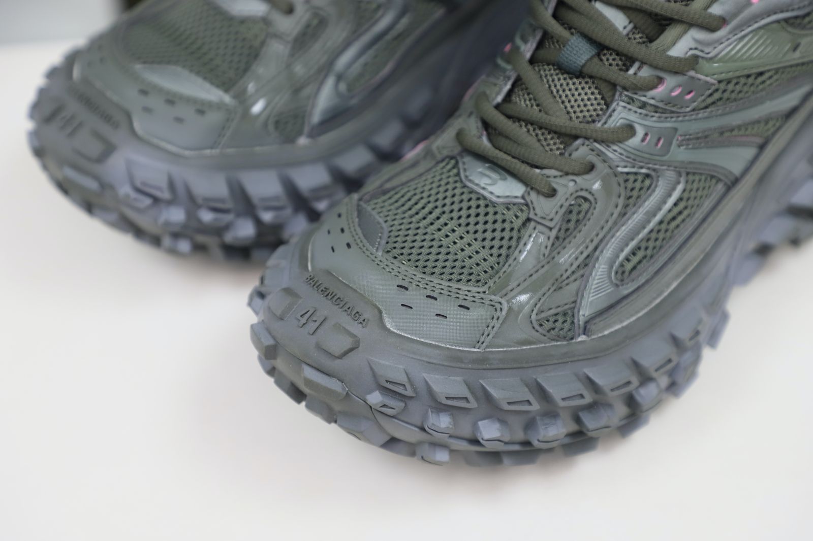 Balenciaga  Defender