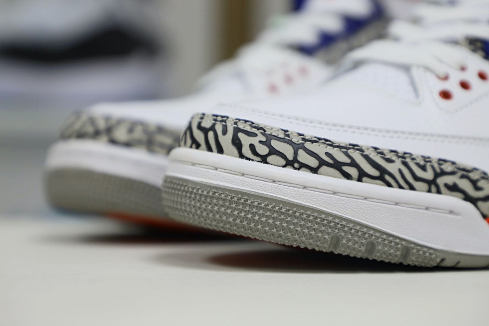 AIR JORDAN 3 RETRO 'KNICKS'