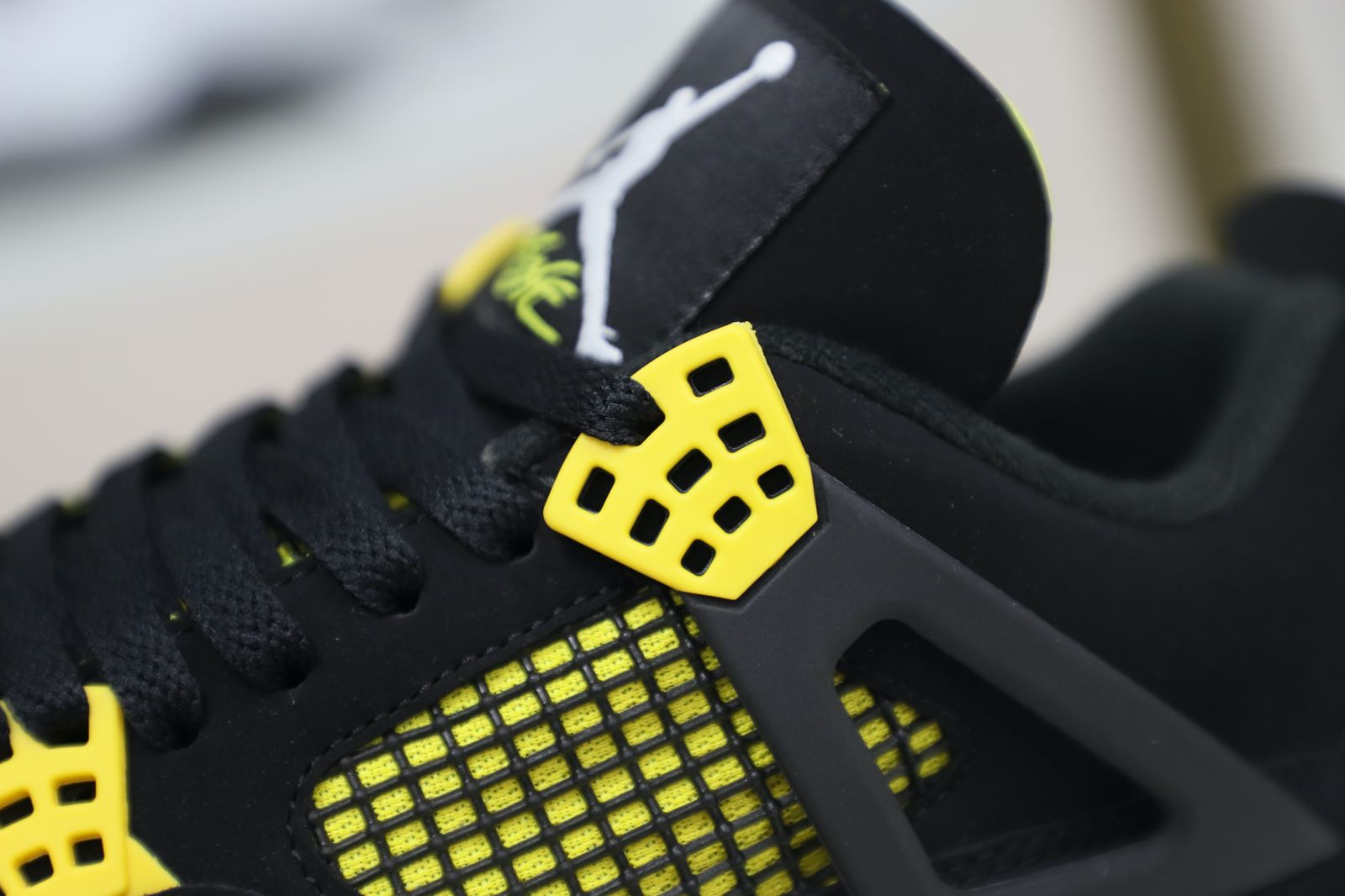 Jordan Air Jordan4 Retro Thunder(2012)