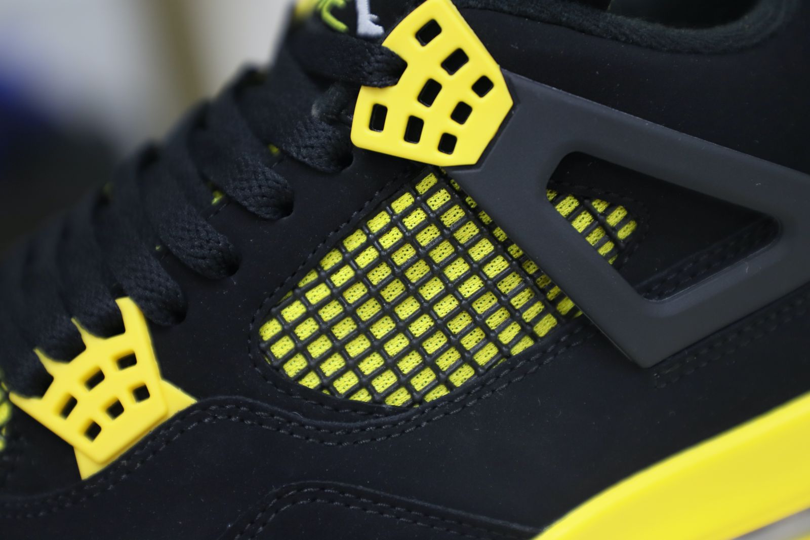 Jordan Air Jordan4 Retro Thunder(2012)