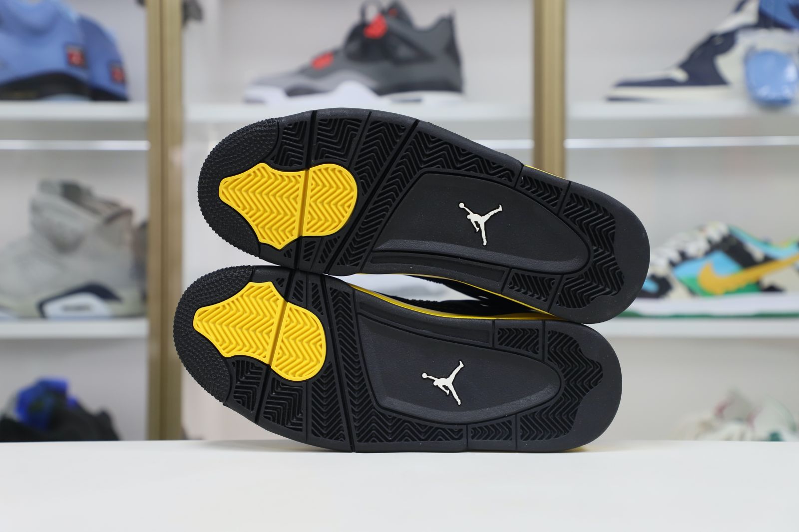 Jordan Air Jordan4 Retro Thunder(2012)