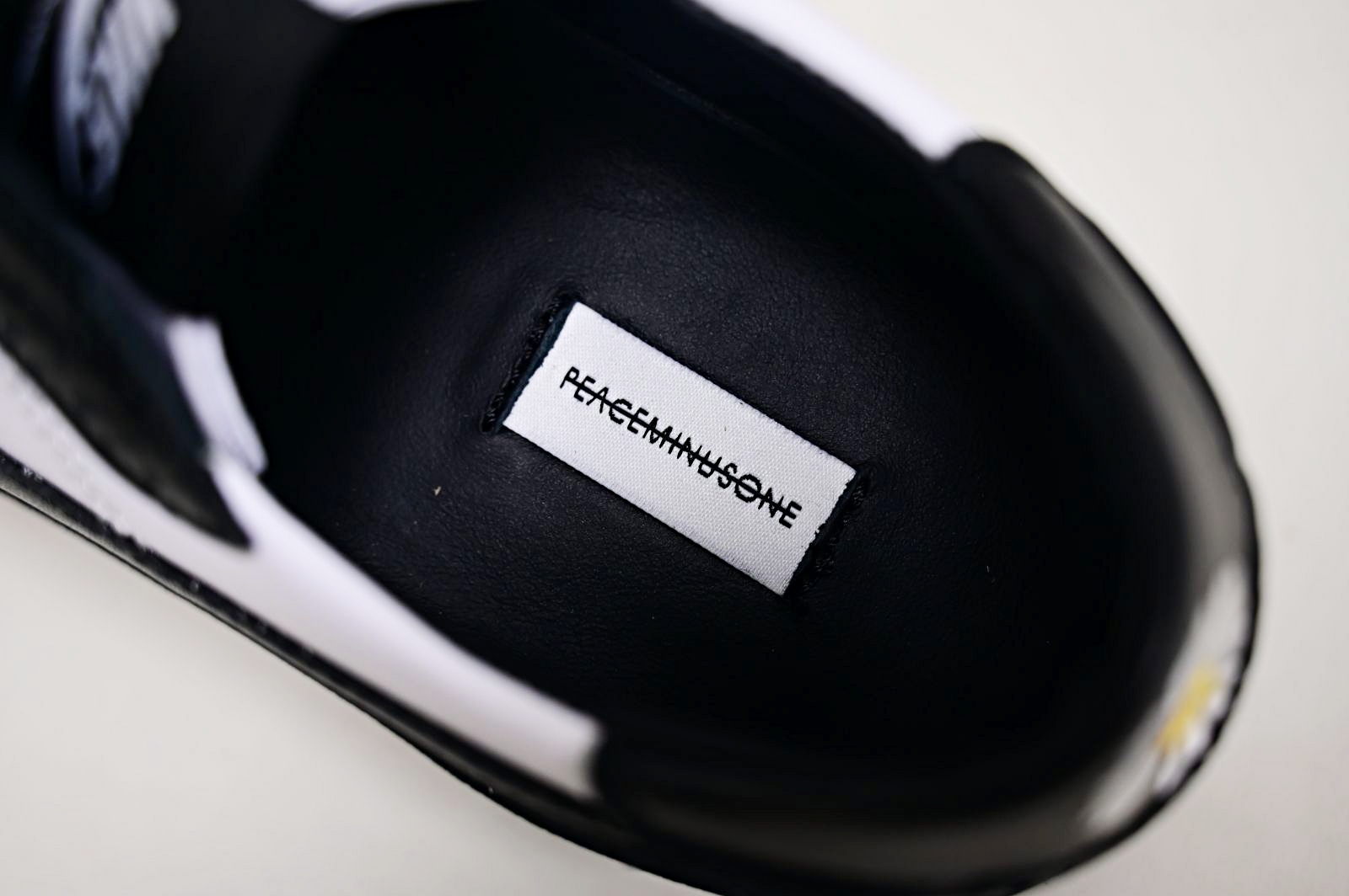 Peaceminusone x Nike Kwondo1 4.0