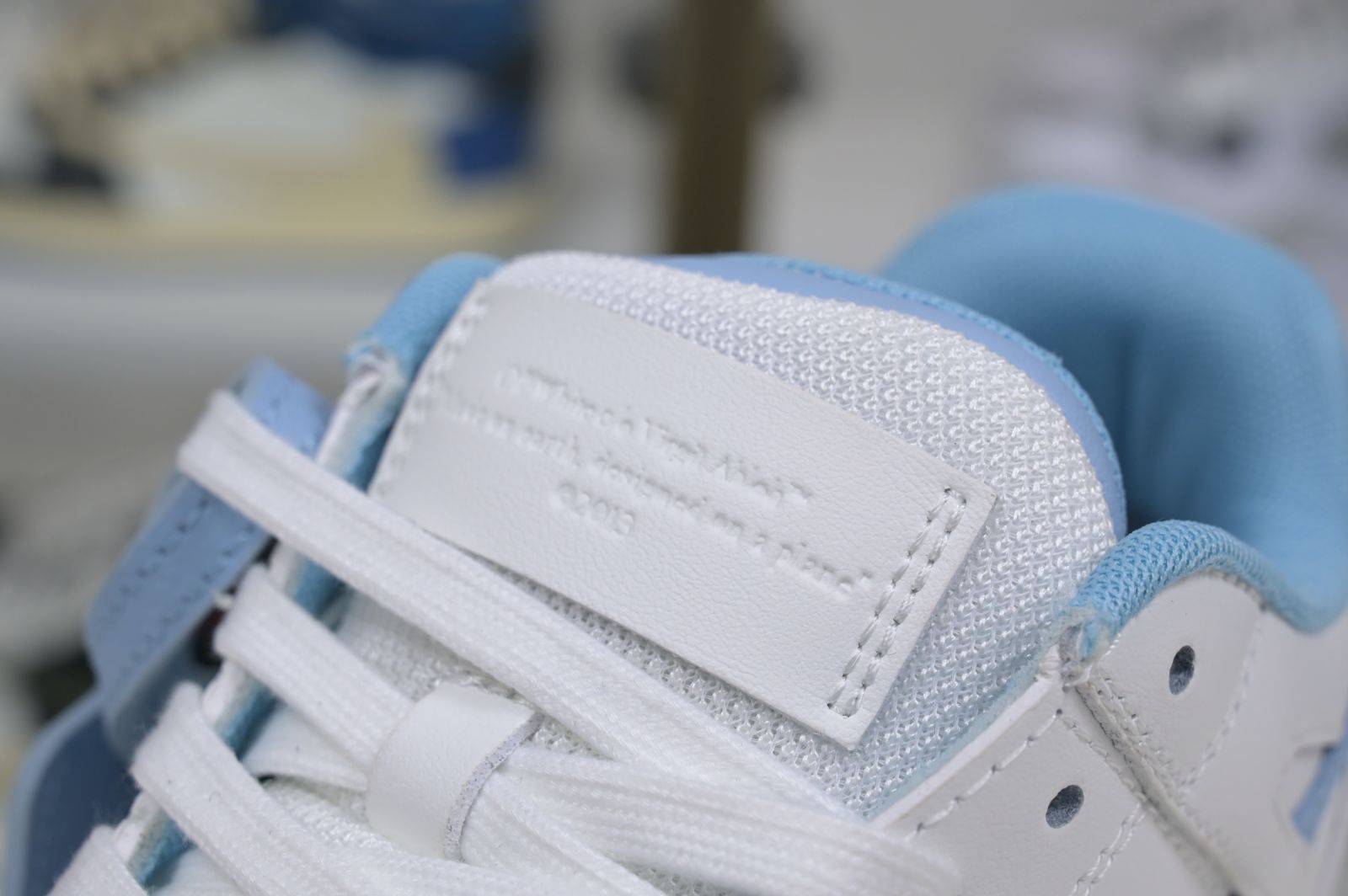 OFF-WHITE Ous Of Office