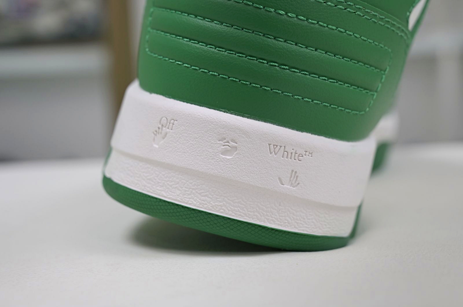 OFF-WHITE Ous Of Office