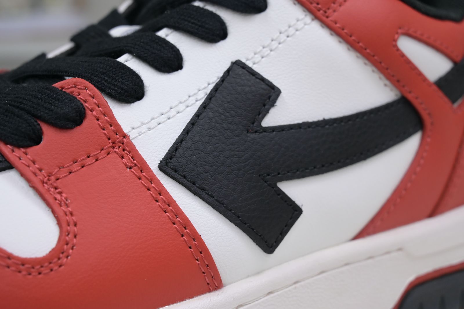 OFF-WHITE Ous Of Office