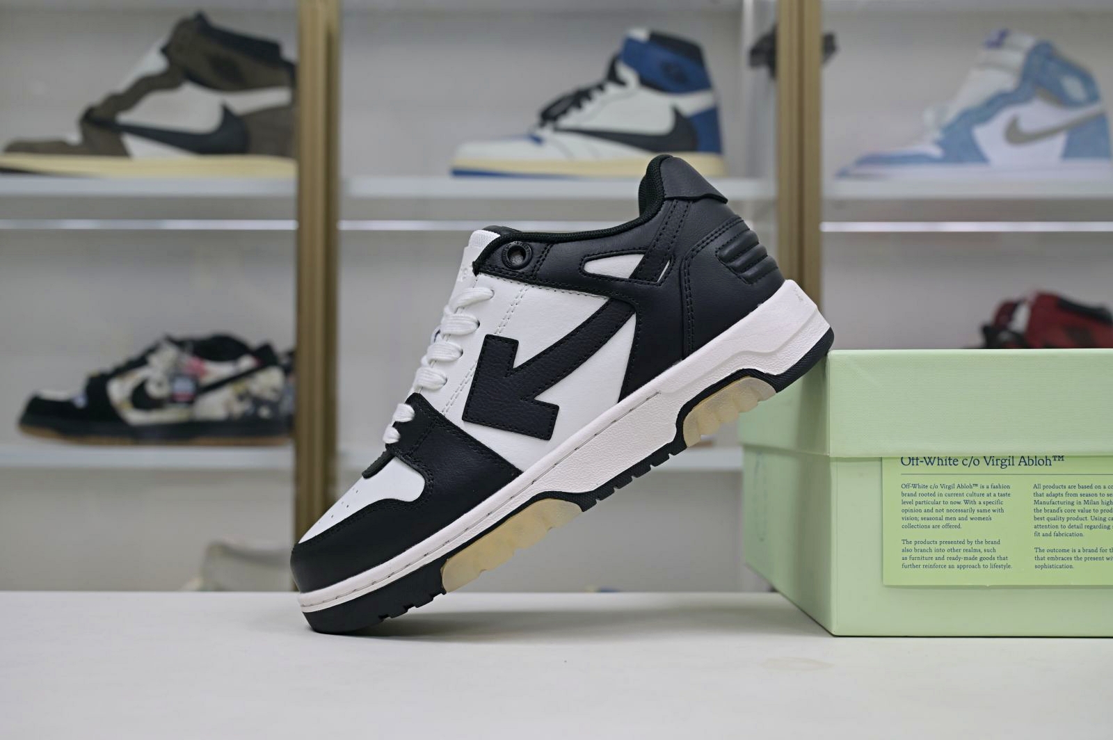 OFF-WHITE Ous Of Office