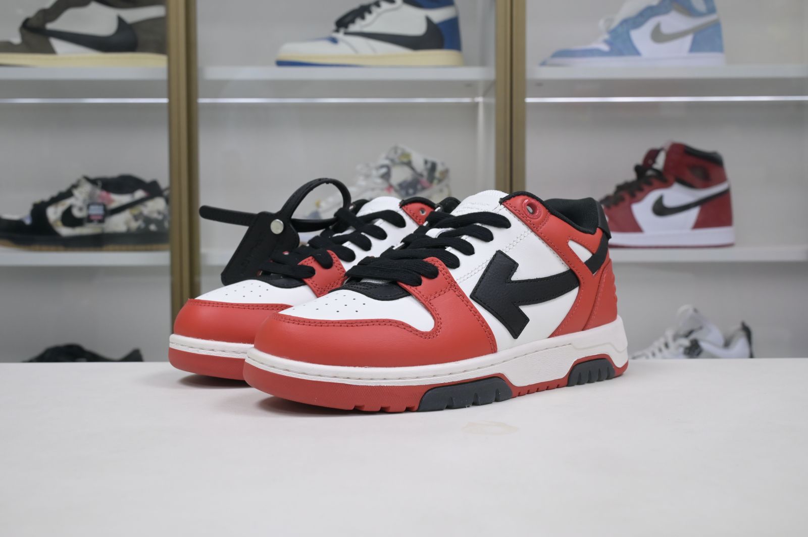 OFF-WHITE Ous Of Office