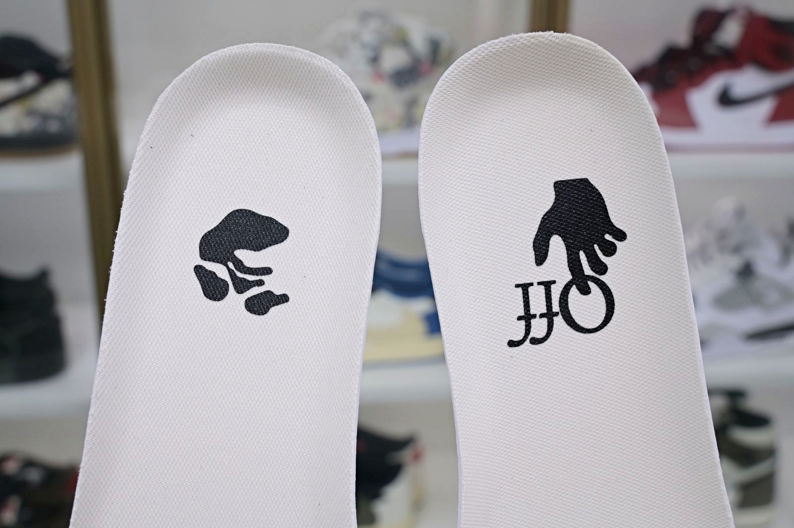 OFF-WHITE Ous Of Office