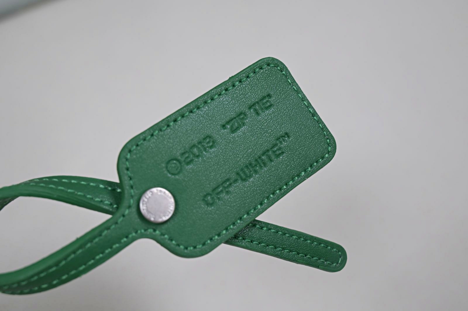 OFF-WHITE Ous Of Office