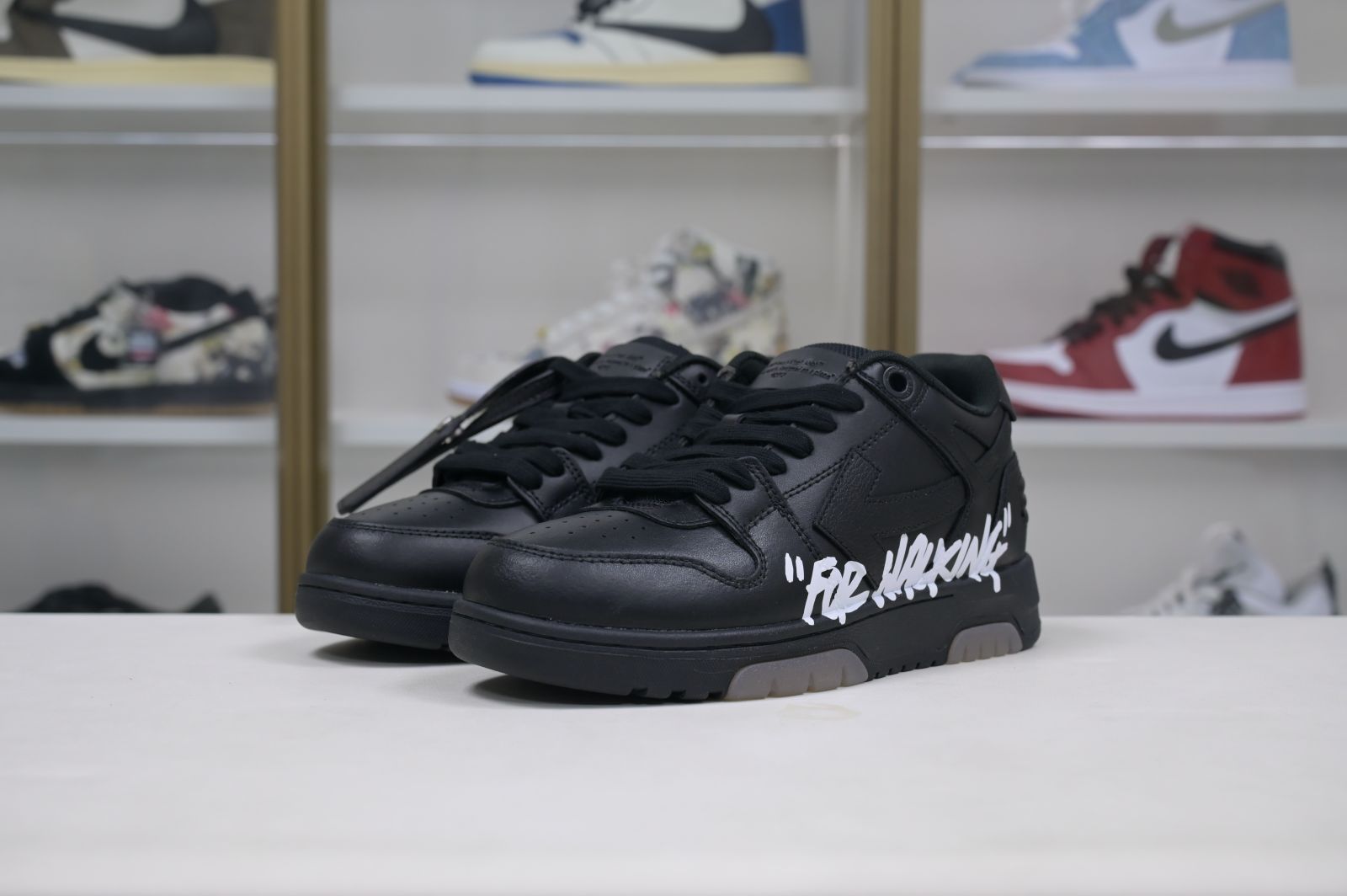 OFF-WHITE Ous Of Office