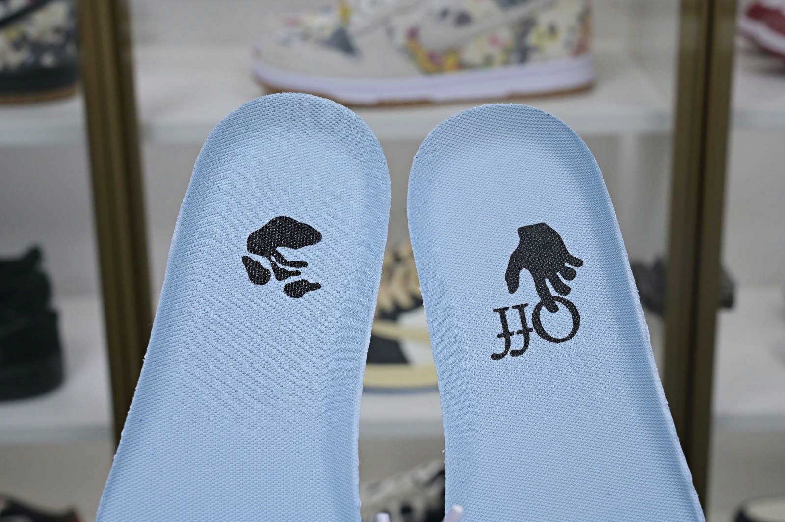 OFF-WHITE Ous Of Office