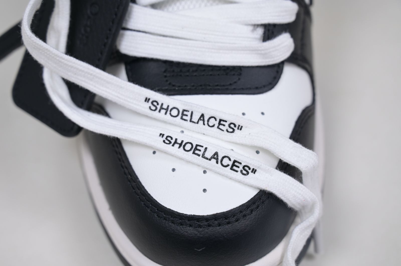 OFF-WHITE Ous Of Office